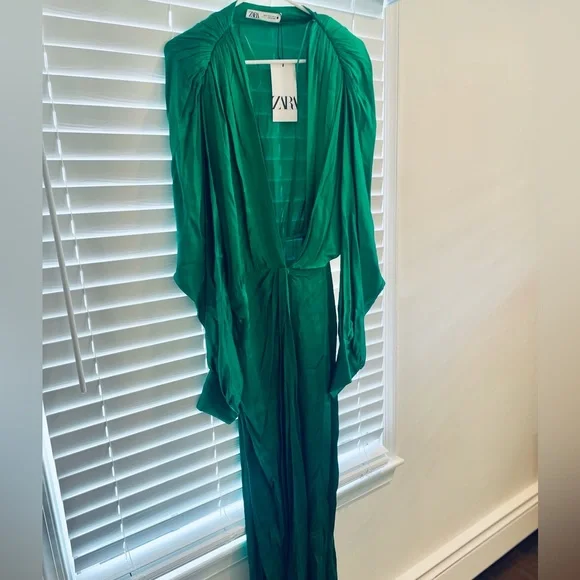 Zara Satin Effect Green Dress- Size M- NWT - Picture 4 of 4